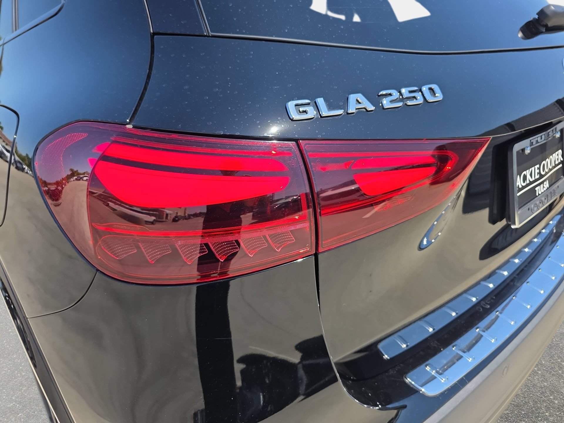 Certified 2024 Mercedes-Benz GLA 250 image 33