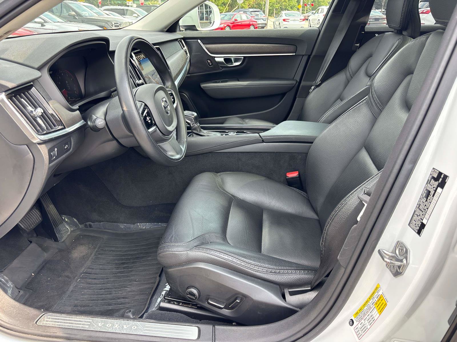 Used 2020 Volvo V90 T6 Cross Country w/ Protection Package Premier AWD/4WD image 8