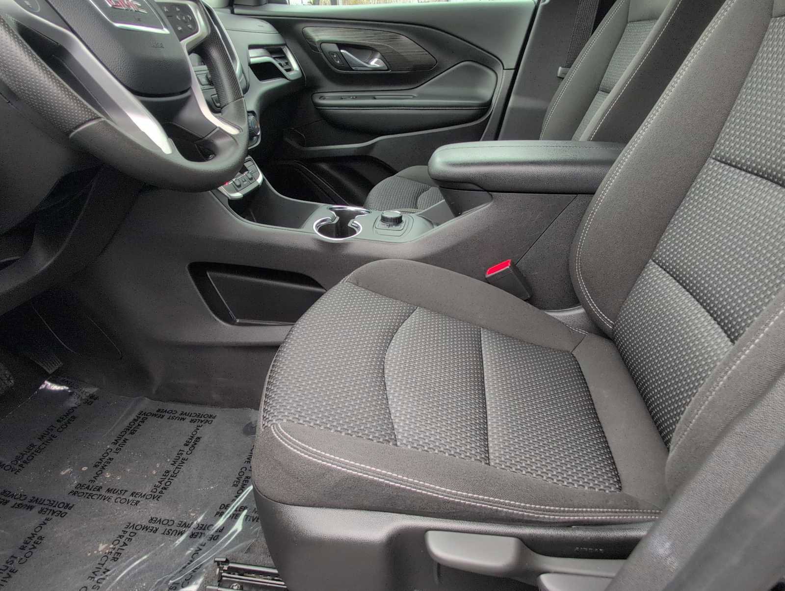 Used 2024 GMC Terrain SLE image 17