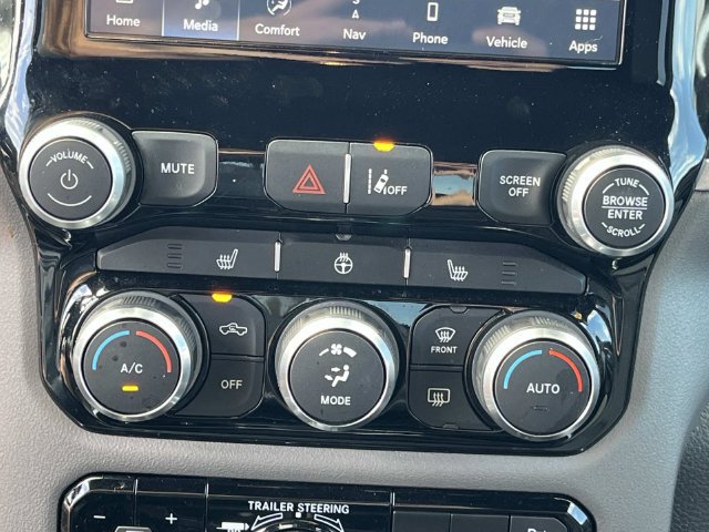 Used 2023 RAM 1500 Big Horn w/ Trailer Tow Group AWD/4WD image 29