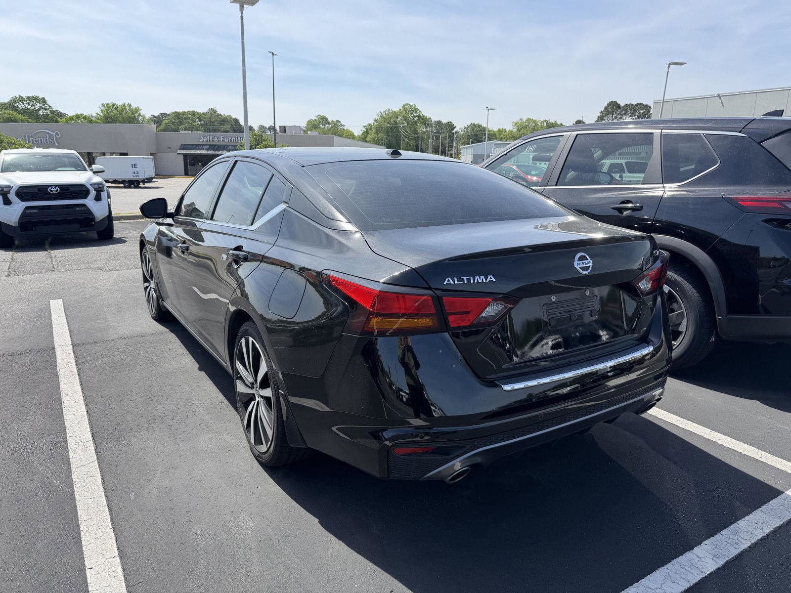 Used 2022 Nissan Altima 2.5 SR image 6