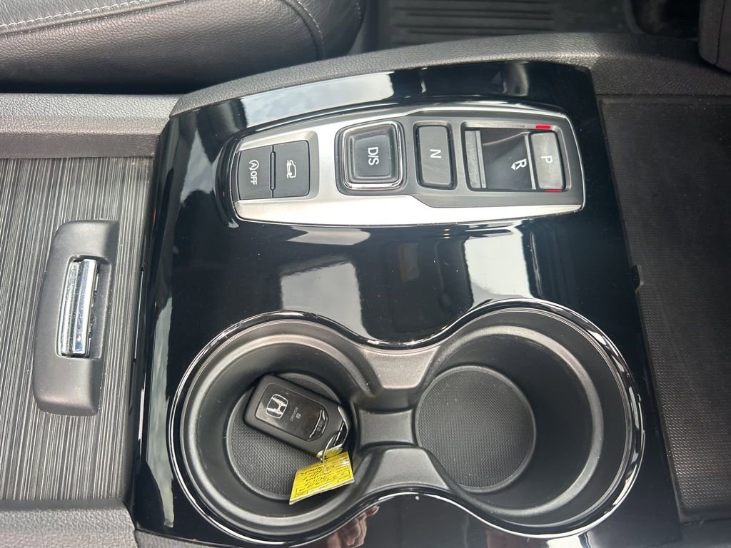Used 2017 Honda Pilot Elite image 16