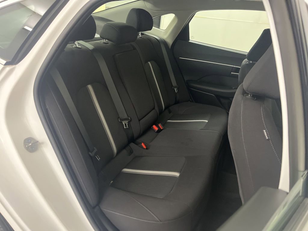 Used 2025 Hyundai Sonata SEL image 21