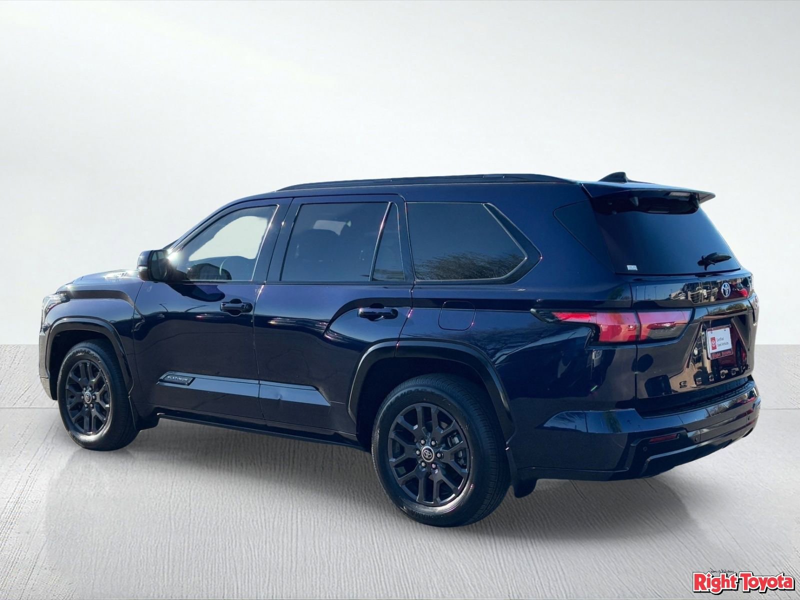 Certified 2023 Toyota Sequoia Platinum image 5