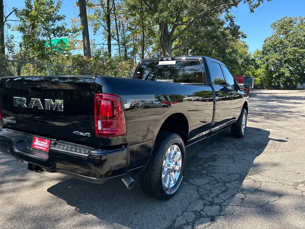 New 2026 RAM 2500 Laramie AWD/4WD image 7