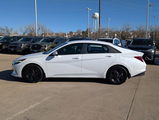 Used 2022 Hyundai Elantra SEL w/ Convenience Package image 9