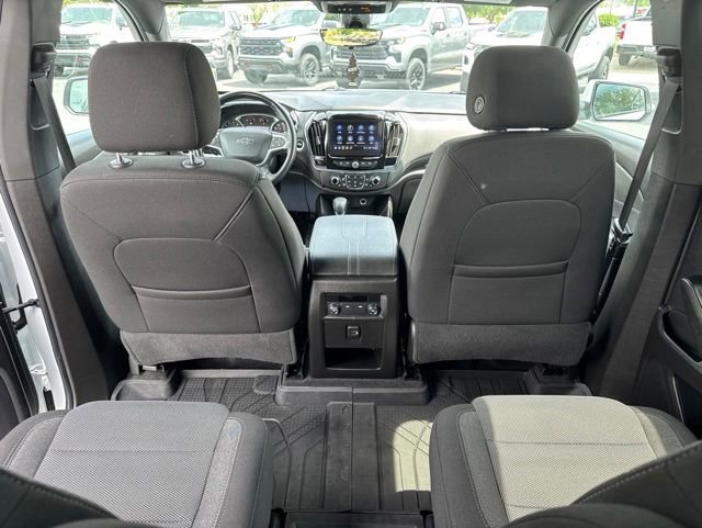 Used 2023 Chevrolet Traverse LT w/ Midnight/Sport Edition AWD/4WD image 13