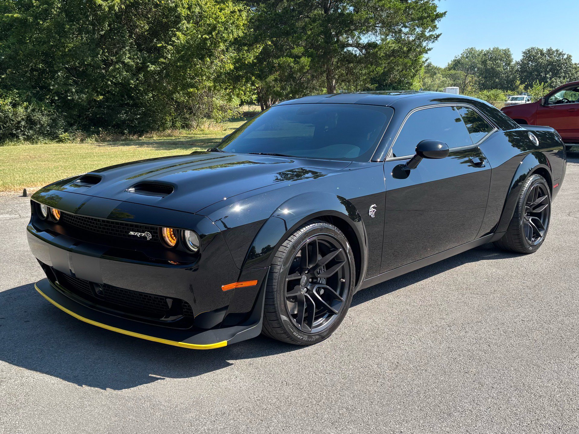 Used 2023 Dodge Challenger SRT Hellcat RWD image 2
