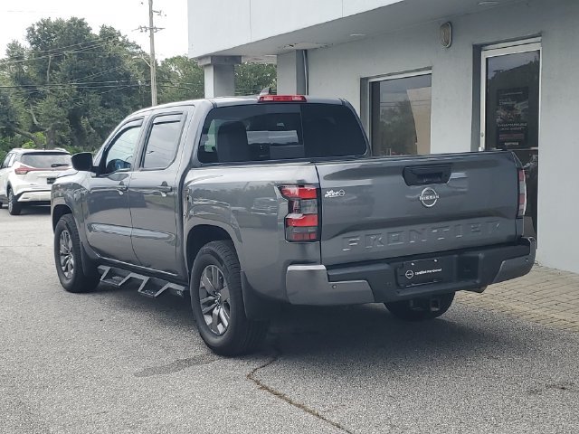Certified 2025 Nissan Frontier SV w/ SV Convenience Package RWD image 2