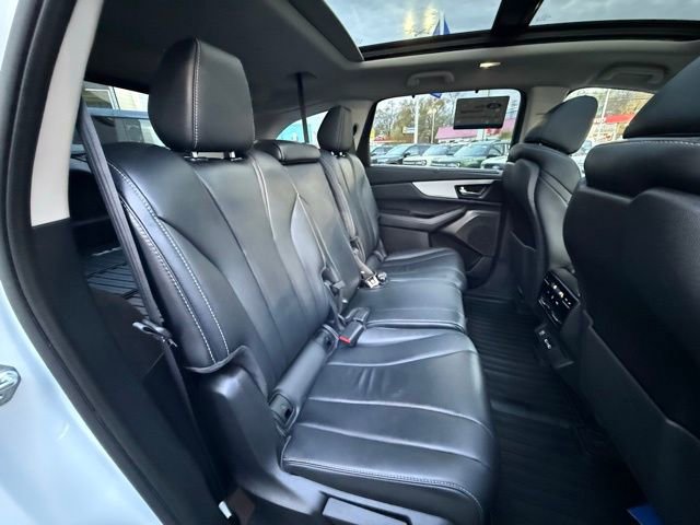 Used 2023 Acura MDX SH-AWD w/ Technology Package image 16