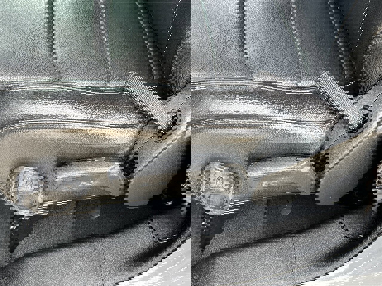 Used 2022 Jeep Wrangler Unlimited Sahara w/ Cold Weather Group image 24