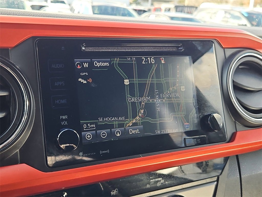 Used 2018 Toyota Tacoma TRD Sport w/ Technology Package image 23