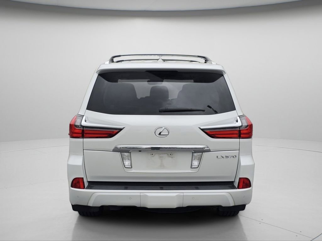 Used 2017 Lexus LX 570 4WD w/ Luxury Package image 26