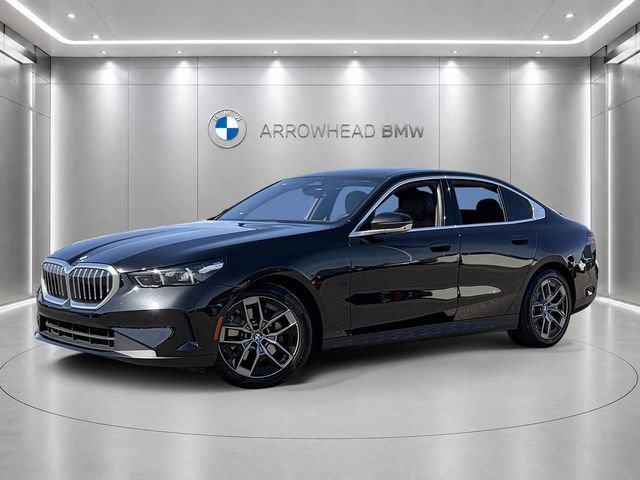 Used 2026 BMW 530i w/ Premium Package RWD image 24