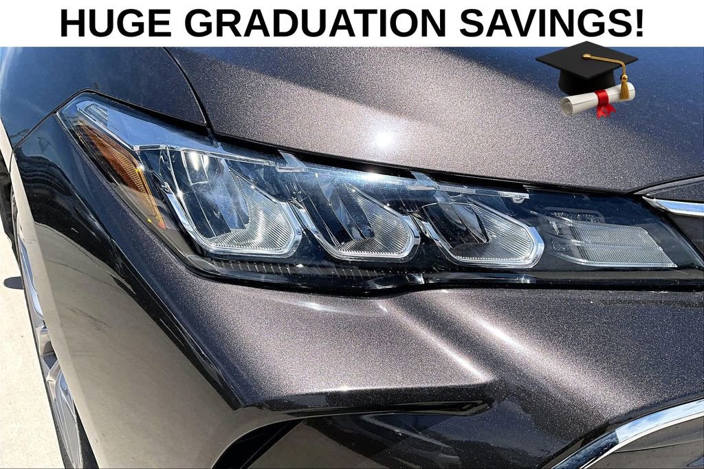 Used 2019 Toyota Avalon XLE w/ Moonroof Package FWD image 36