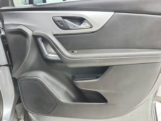 Used 2025 Chevrolet Blazer LT FWD image 38