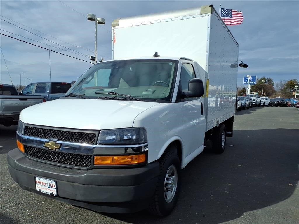 Used 2021 Chevrolet Express 3500 image 3