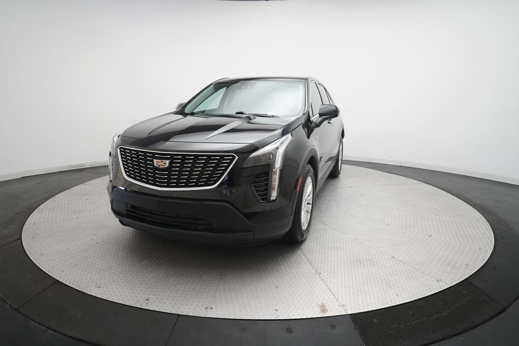 Used 2020 Cadillac XT4 Luxury w/ Cold Weather Package AWD/4WD image 12