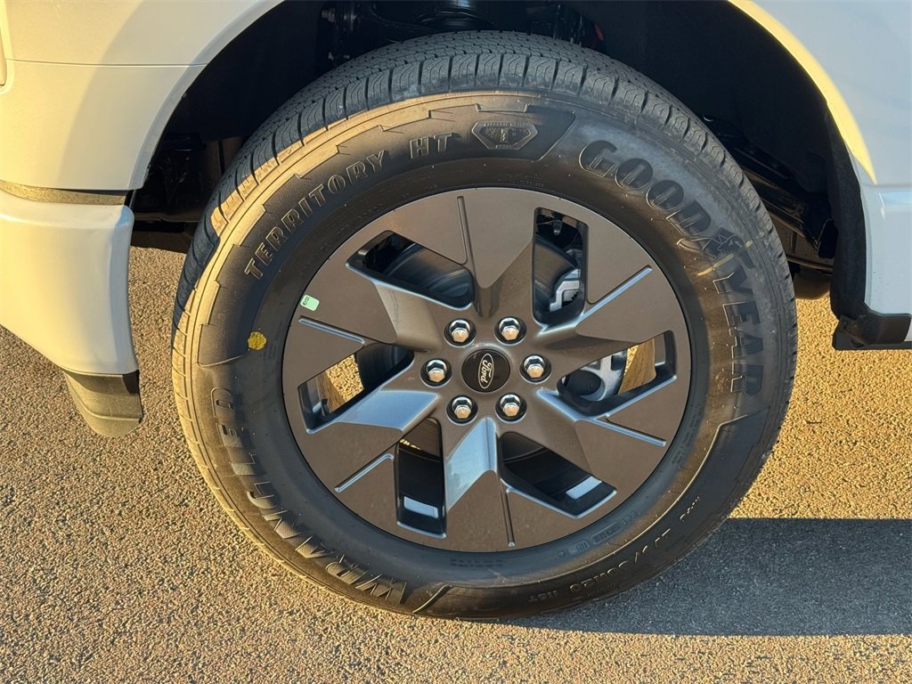 New 2025 Ford F150 Lightning Flash image 7