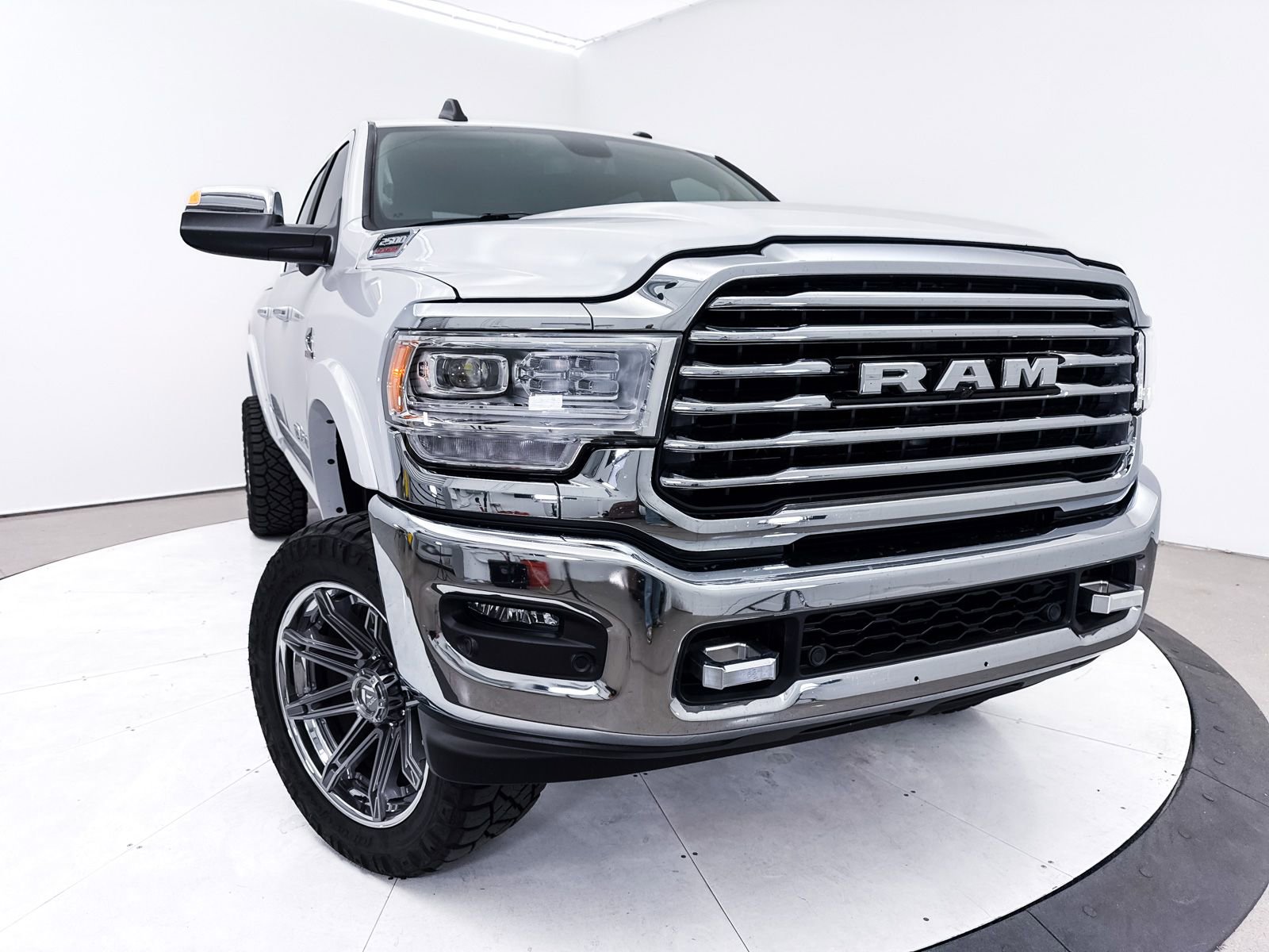 Used 2021 RAM 2500 Limited image 7