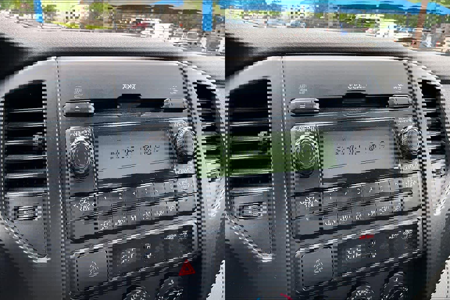 Used 2012 Toyota Tacoma PreRunner RWD image 27