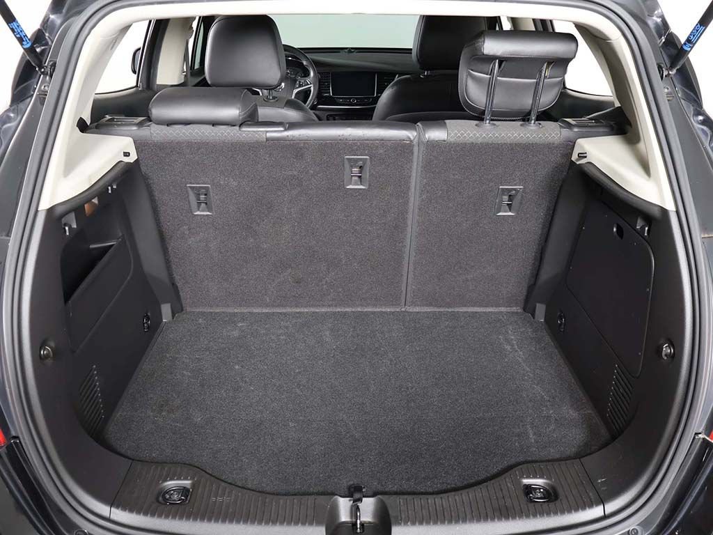 Used 2020 Buick Encore Preferred w/ Safety Package FWD image 16