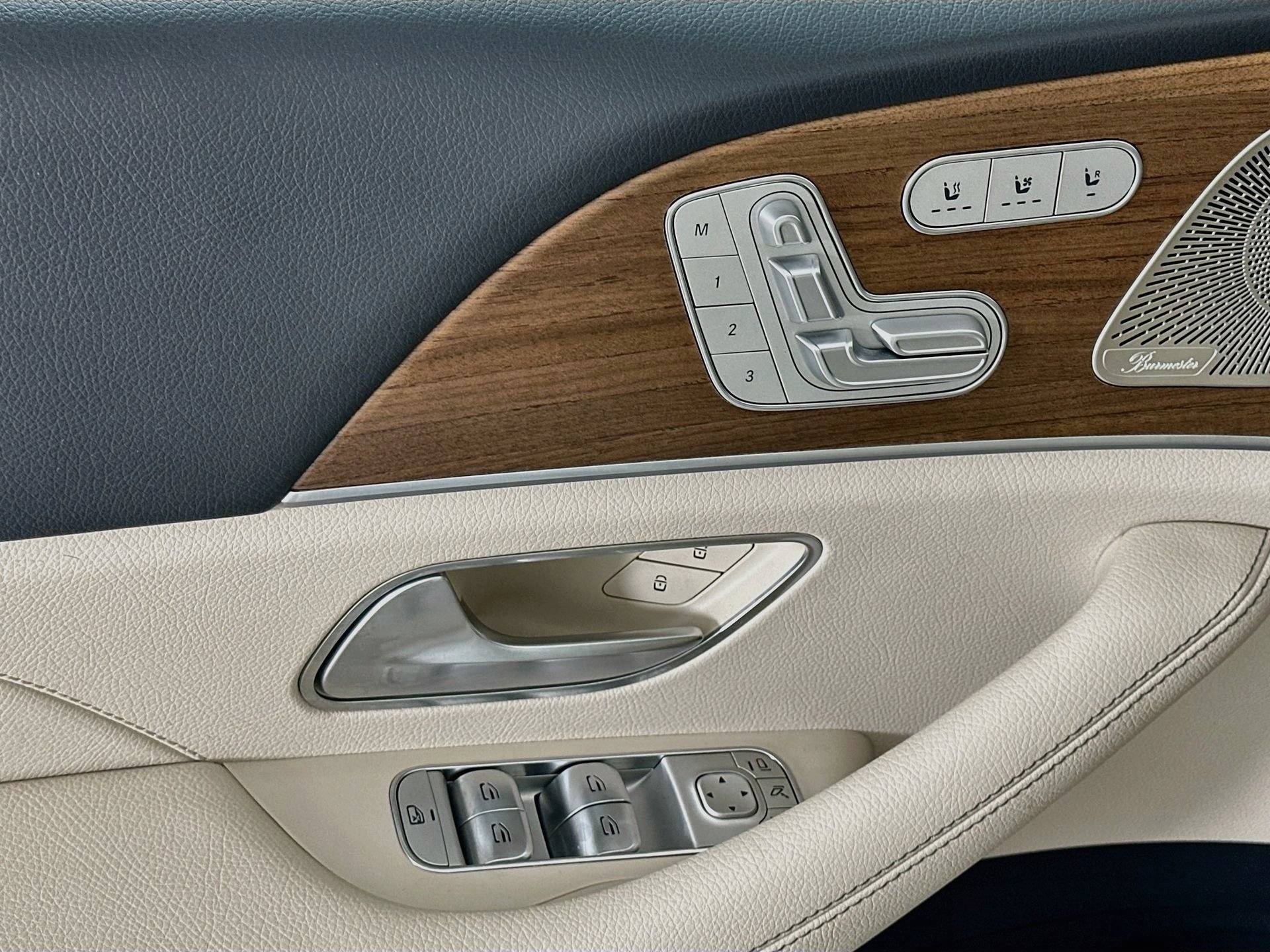 Certified 2024 Mercedes-Benz GLE 350 4MATIC image 19