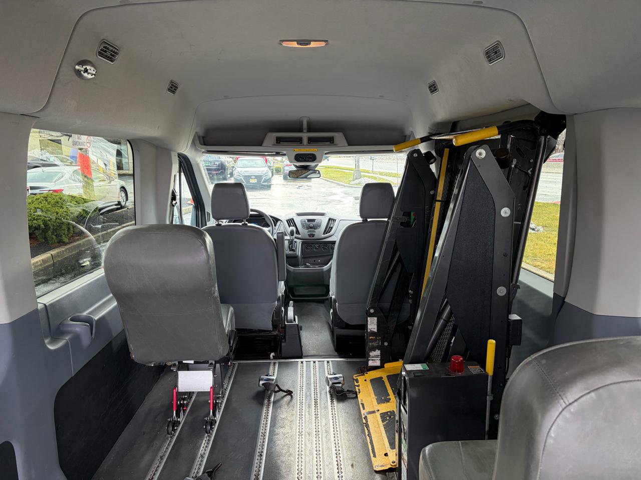 Used 2015 Ford Transit 350 XL RWD image 36