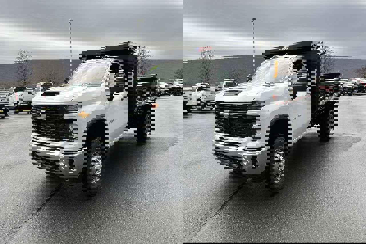 New 2025 Chevrolet Silverado 3500 W/T w/ WT Convenience Package video 3