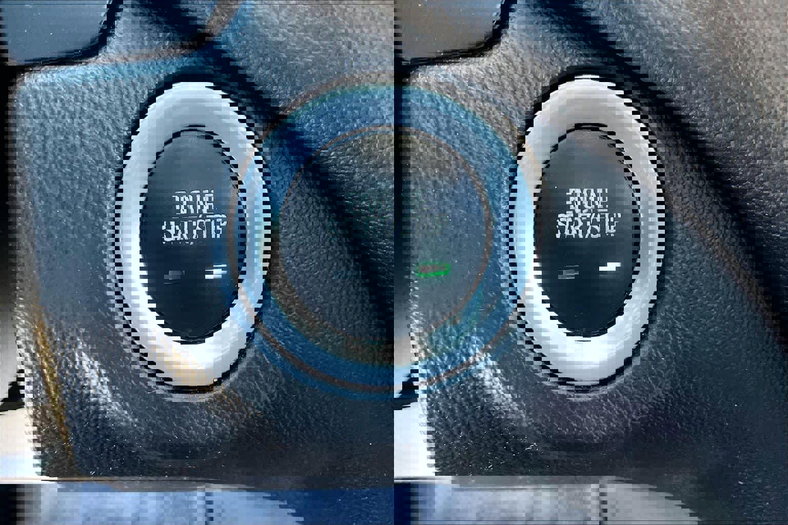 Used 2022 Chevrolet Equinox LT image 32