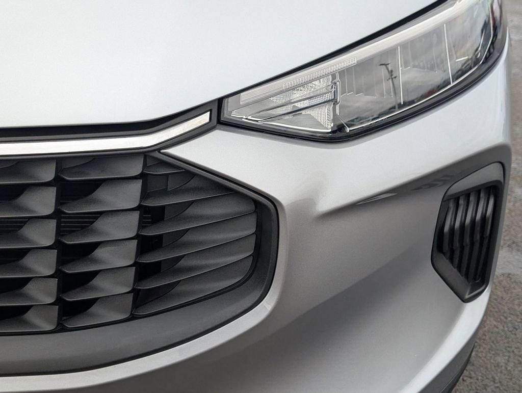 Used 2023 Ford Escape Active image 10