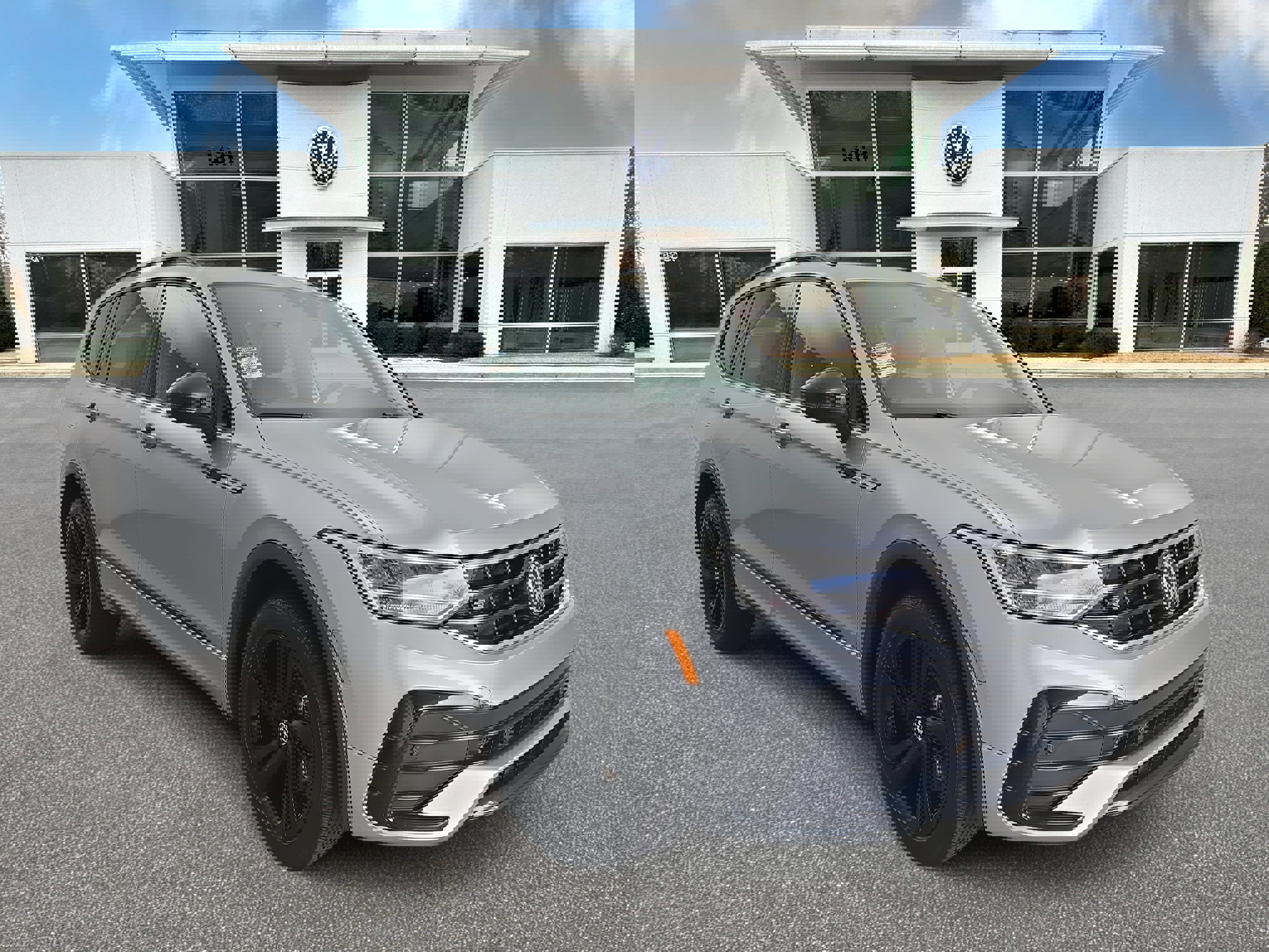 Certified 2023 Volkswagen Tiguan SE R-Line image 1