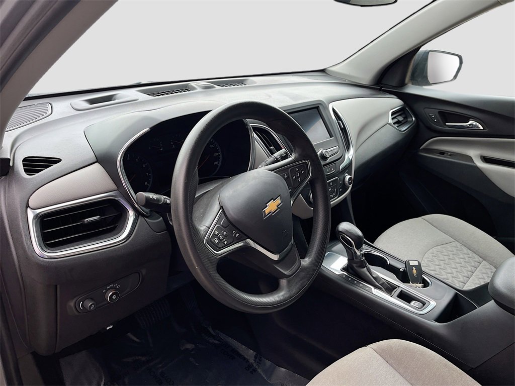 Used 2024 Chevrolet Equinox LS image 9