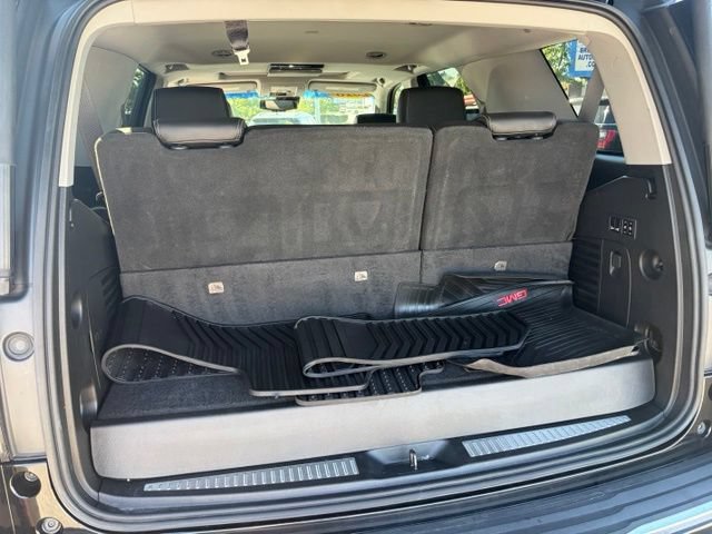 Used 2018 GMC Yukon Denali w/ Open Road Package AWD/4WD image 31