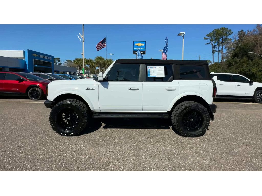 Used 2022 Ford Bronco Outer Banks AWD/4WD image 5