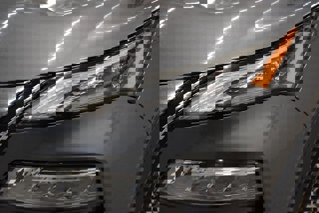 Used 2023 Nissan Rogue SV image 17