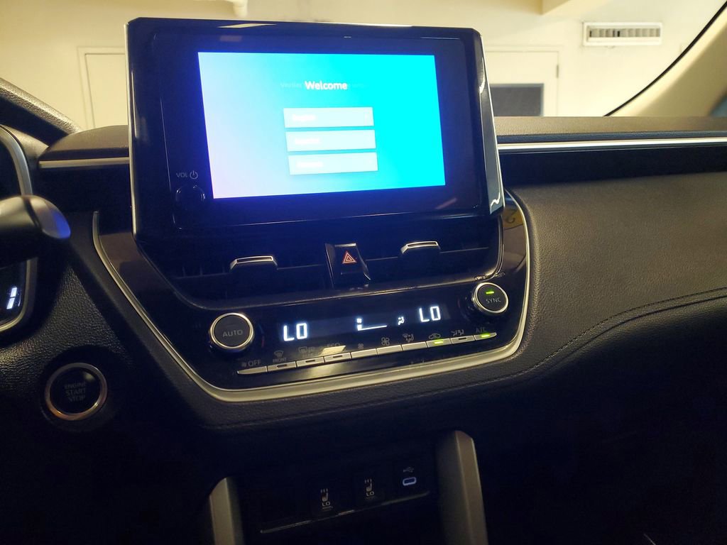 Used 2023 Toyota Corolla Cross XLE w/ Convenience Package image 26