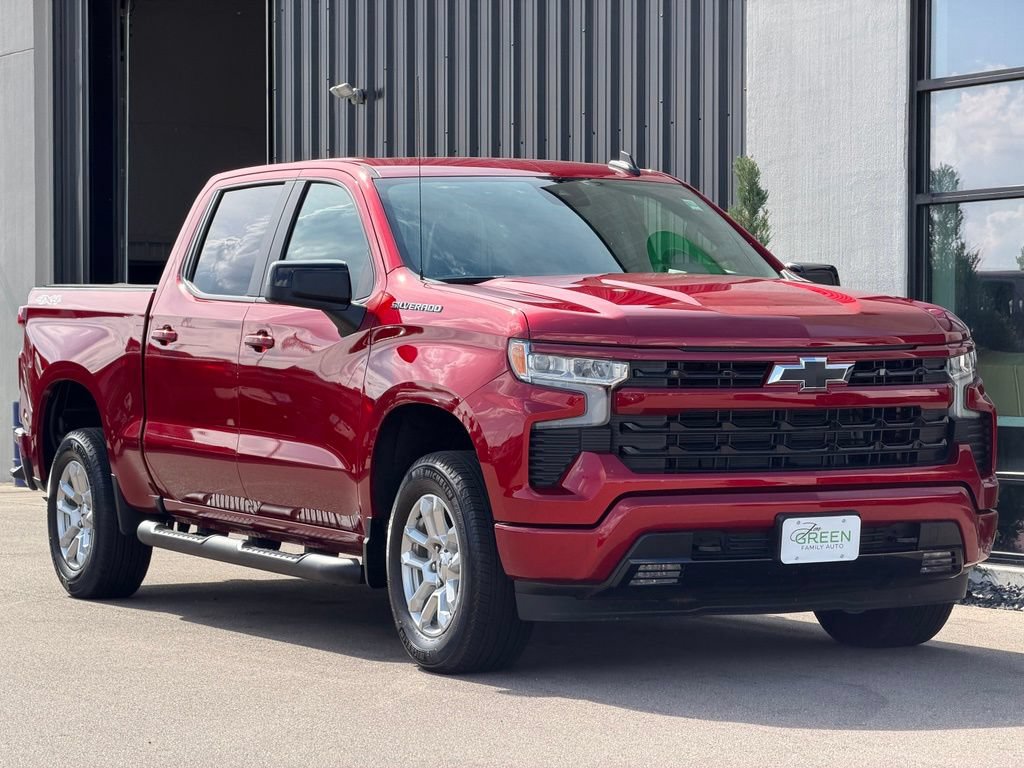 Used 2024 Chevrolet Silverado 1500 RST AWD/4WD image 4