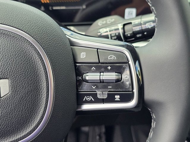 Used 2025 Kia Sorento S w/ Panoramic Sunroof Package image 32