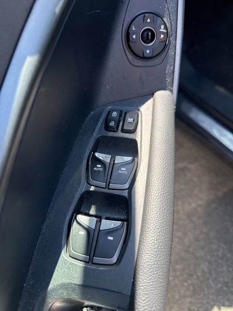 Used 2017 Hyundai Santa Fe Sport image 5