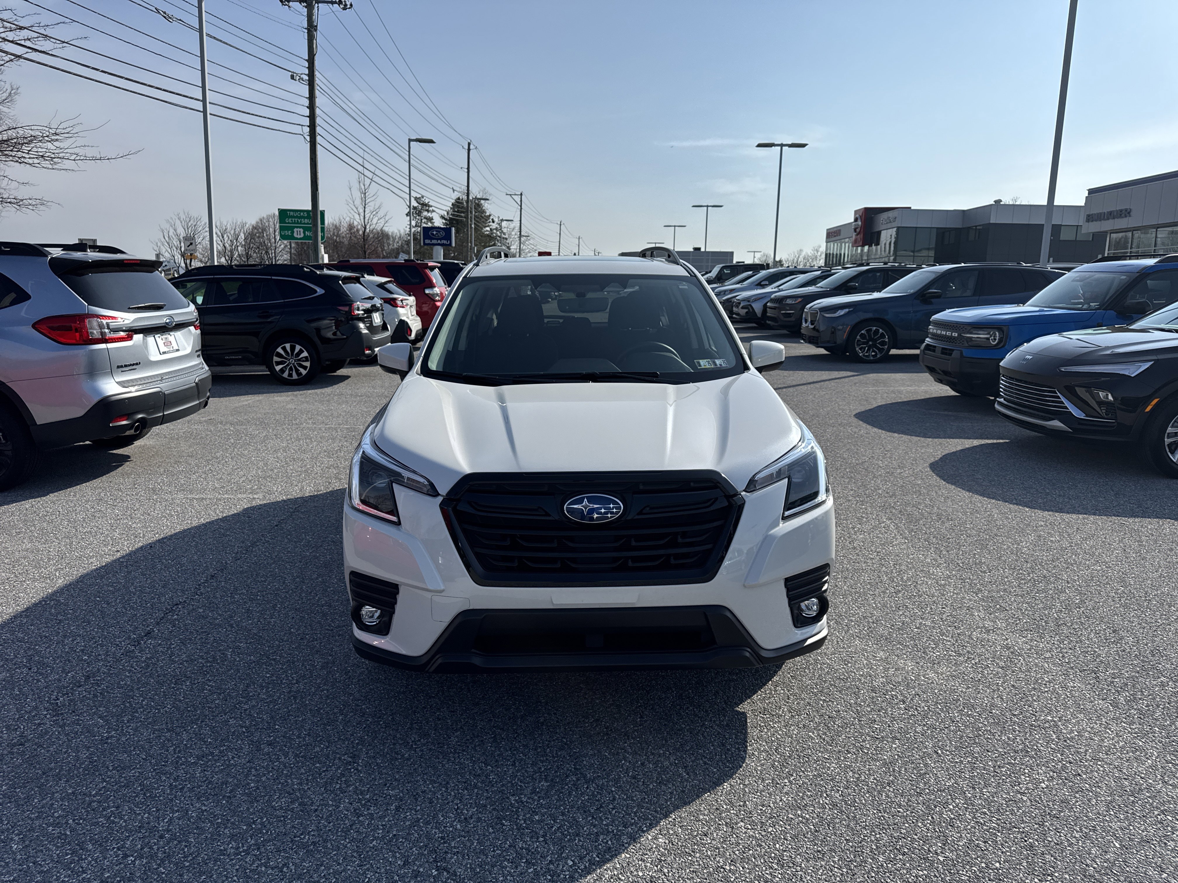 Used 2024 Subaru Forester Premium image 3