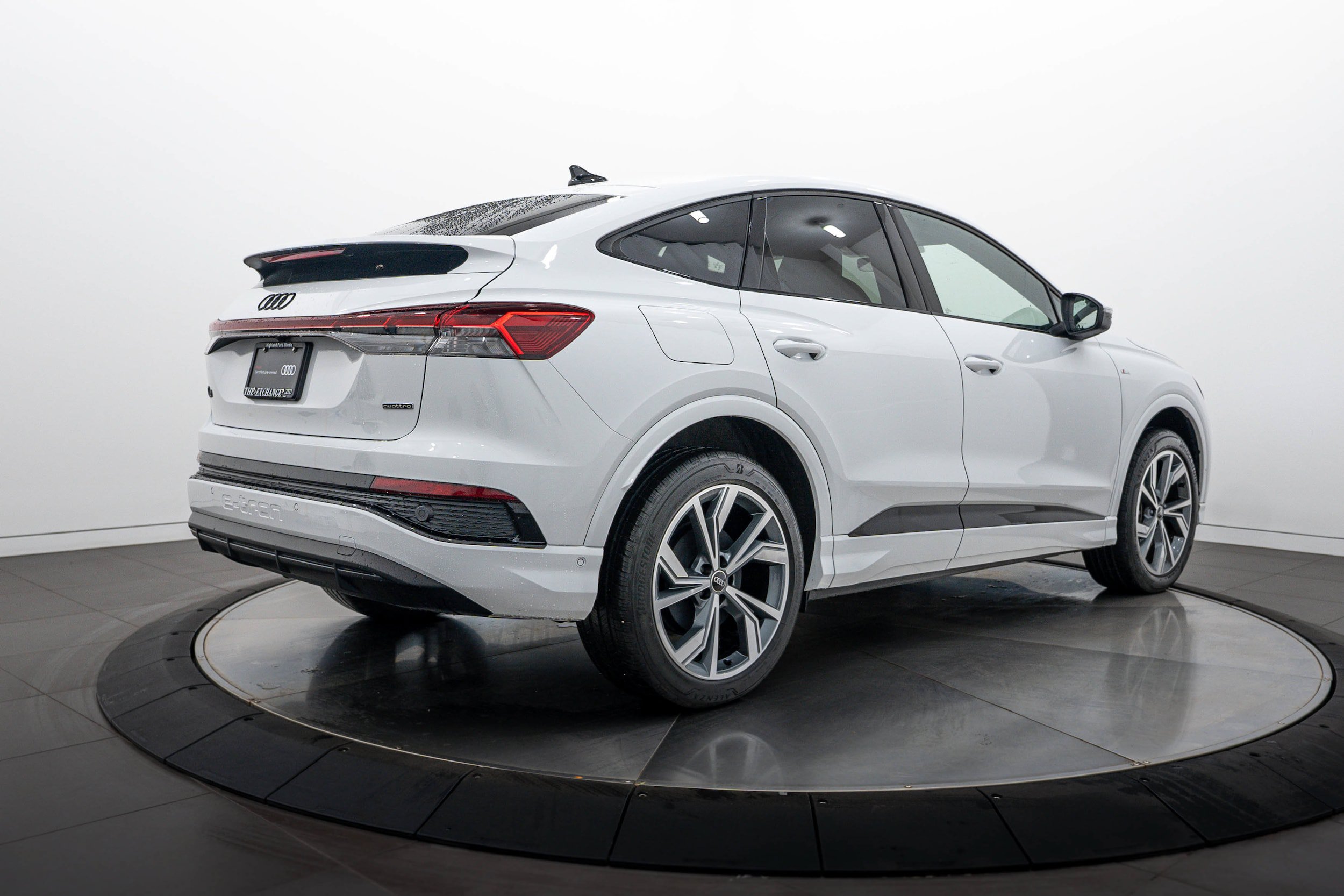 Certified 2023 Audi Q4 e-tron Premium Plus w/ Premium Plus AWD/4WD image 4