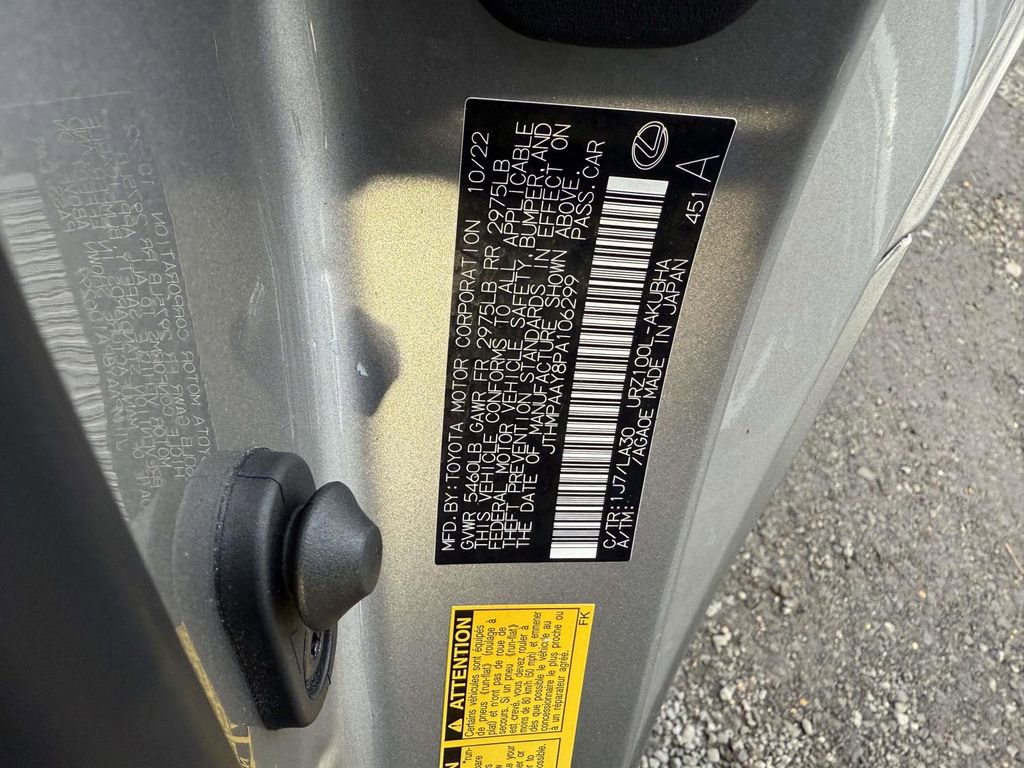 Used 2023 Lexus LC 500 Convertible image 30