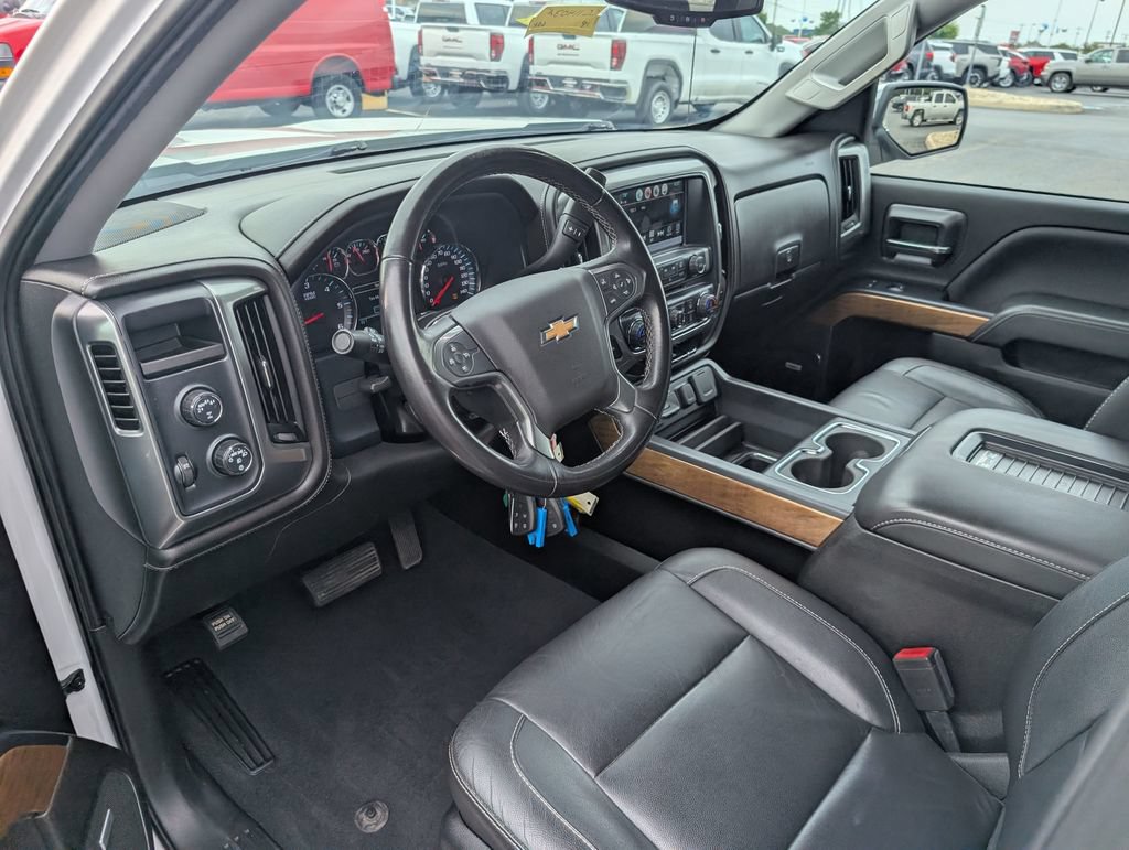 Used 2018 Chevrolet Silverado 1500 LTZ w/ Sport Package AWD/4WD image 16