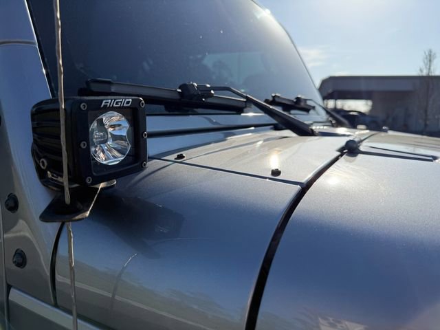 Used 2017 Jeep Wrangler Unlimited Rubicon w/ Connectivity Group image 17