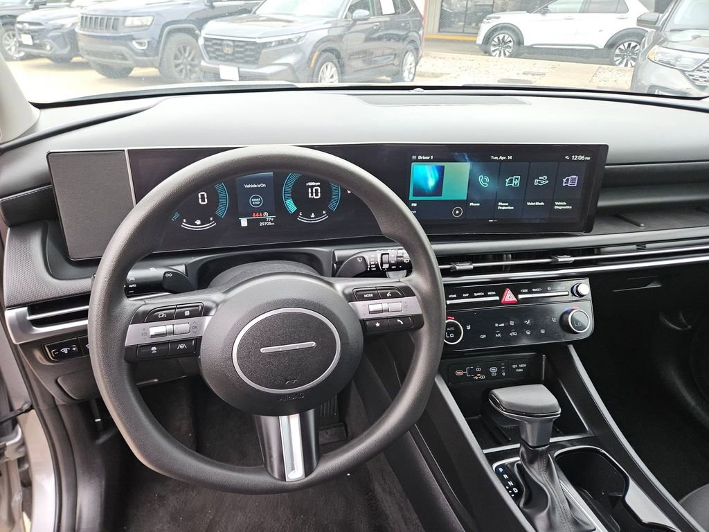 Used 2025 Hyundai Tucson SEL image 17