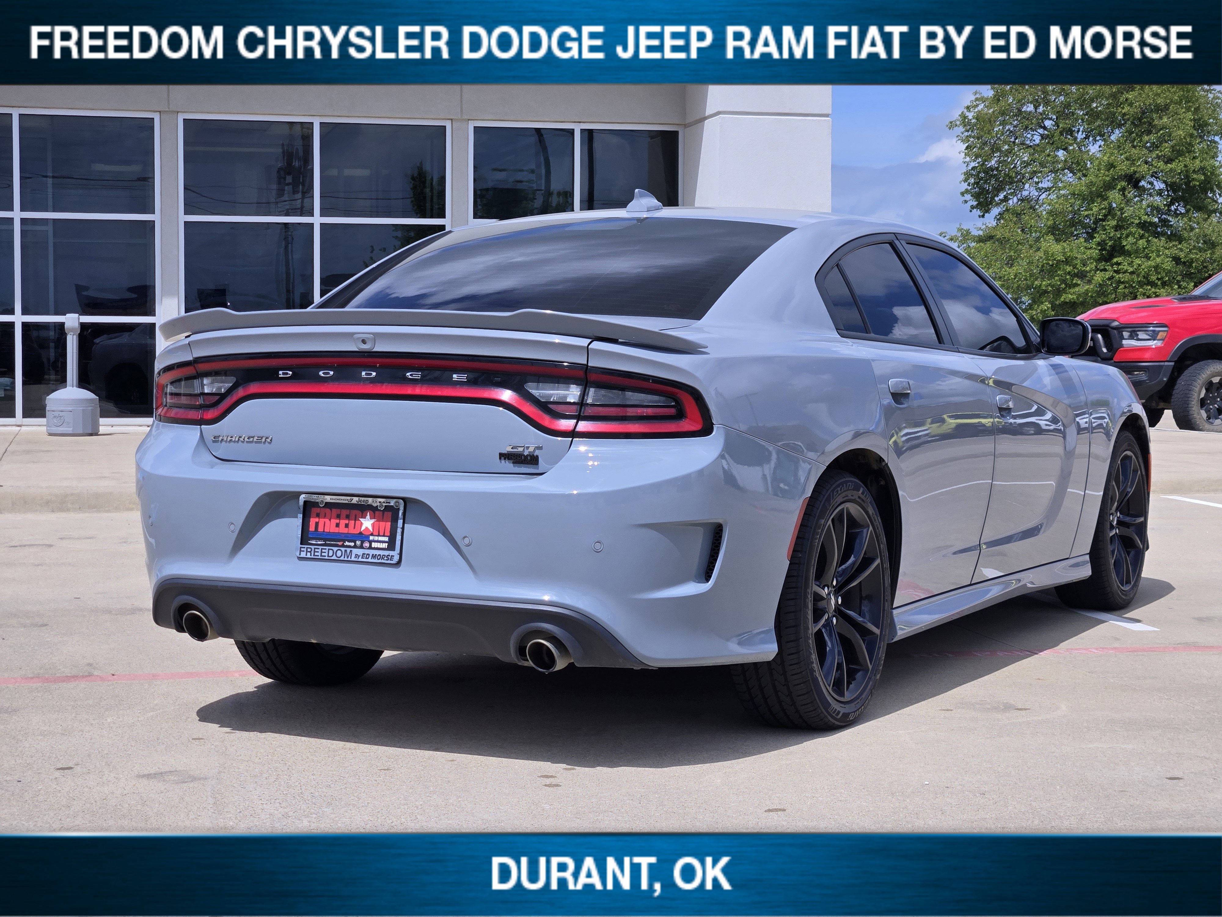 Used 2022 Dodge Charger GT image 3