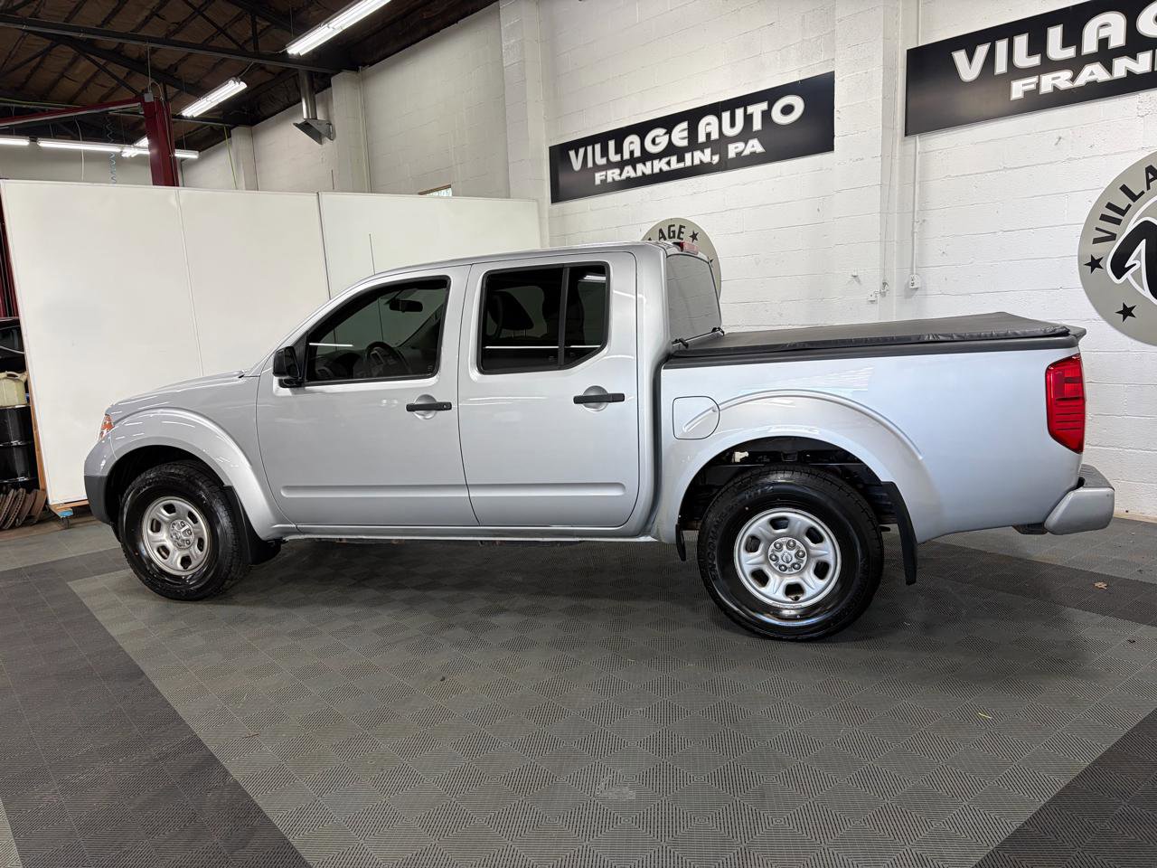Used 2021 Nissan Frontier S AWD/4WD image 10
