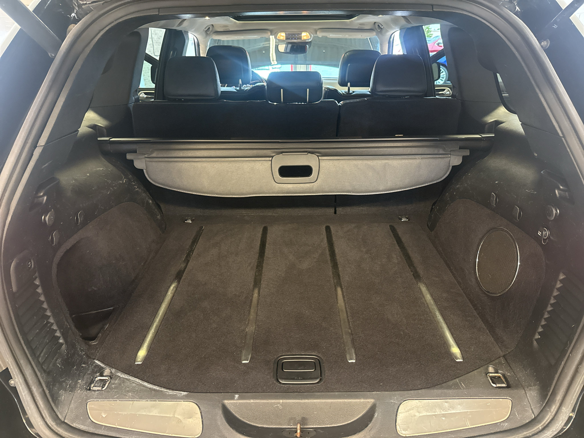 Used 2017 Jeep Grand Cherokee Summit AWD/4WD image 31