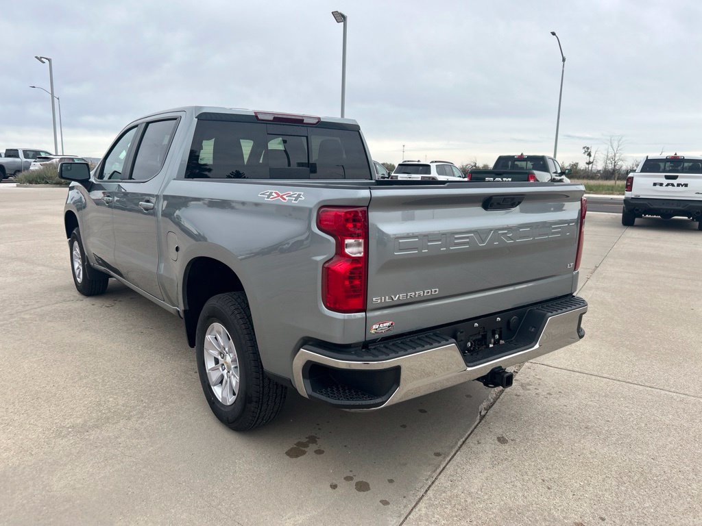 New 2026 Chevrolet Silverado 1500 LT w/ Leather Package AWD/4WD image 3